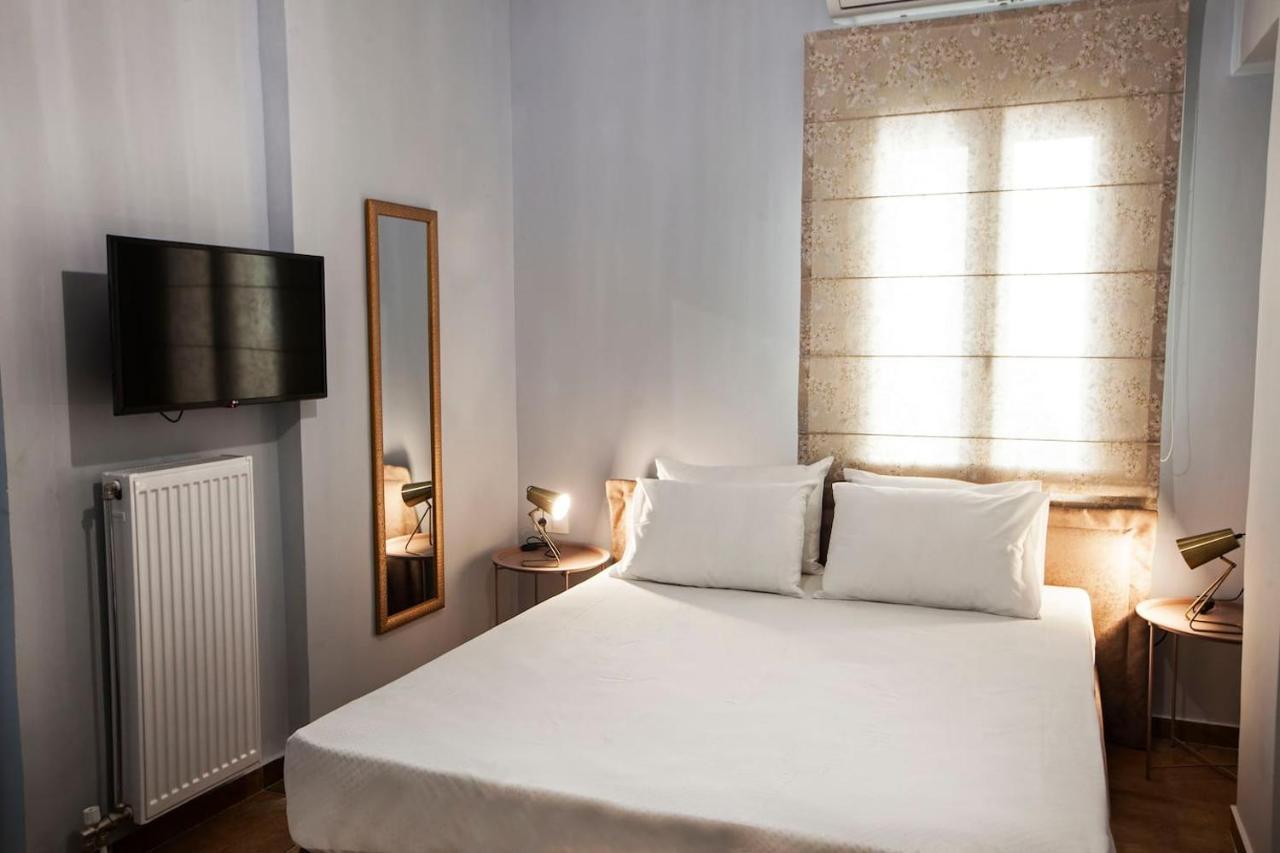 Pagrati Hilton Location Bentzi Family Suite 5 Atenas Exterior foto