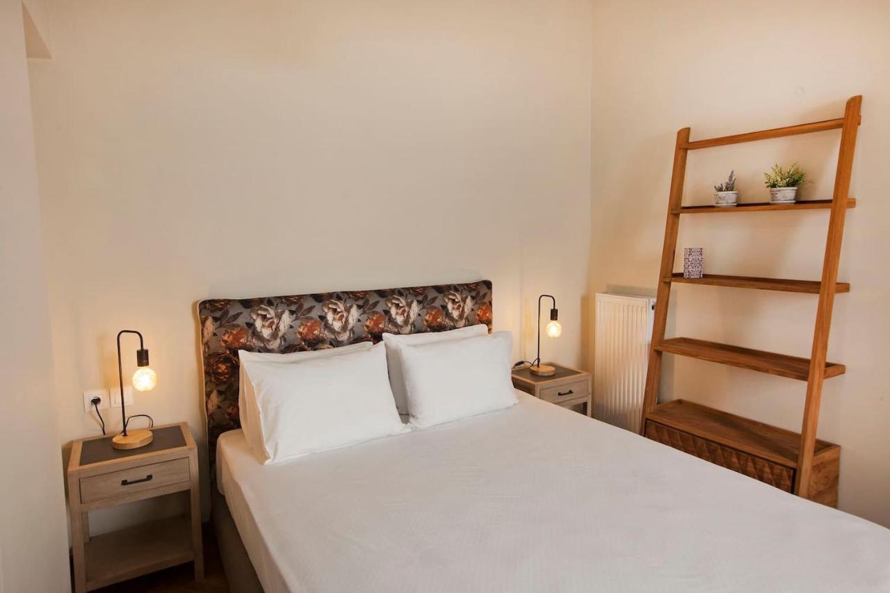 Pagrati Hilton Location Bentzi Family Suite 5 Atenas Exterior foto