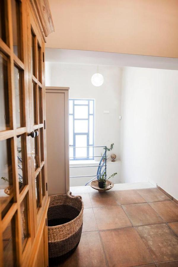 Pagrati Hilton Location Bentzi Family Suite 5 Atenas Exterior foto