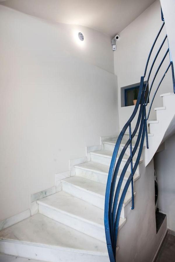 Pagrati Hilton Location Bentzi Family Suite 5 Atenas Exterior foto