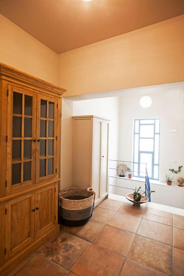 Pagrati Hilton Location Bentzi Family Suite 5 Atenas Exterior foto
