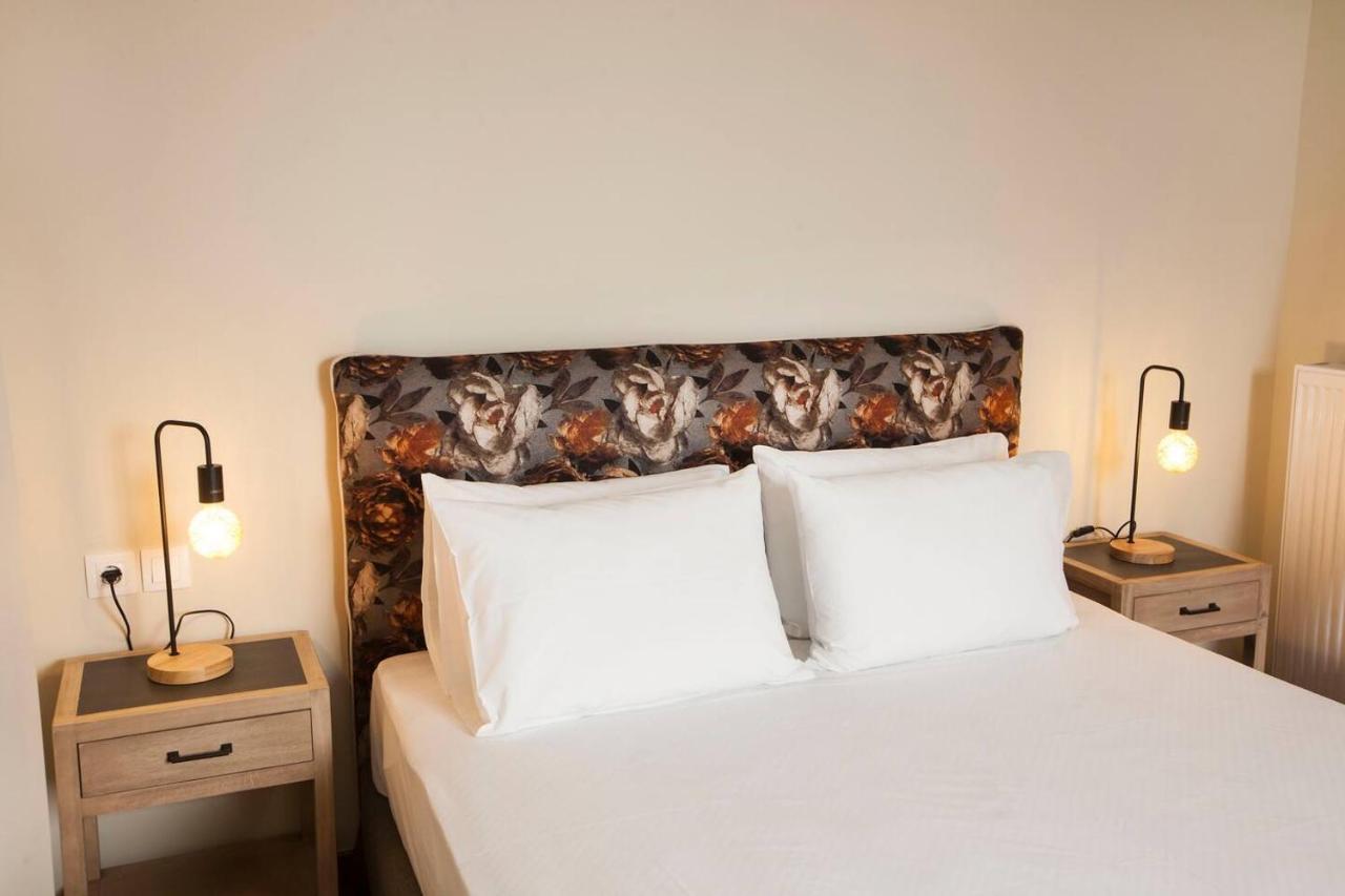 Pagrati Hilton Location Bentzi Family Suite 5 Atenas Exterior foto